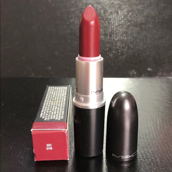 Brand New MAC matte lipstick - DIVA - Picture 2 of 5